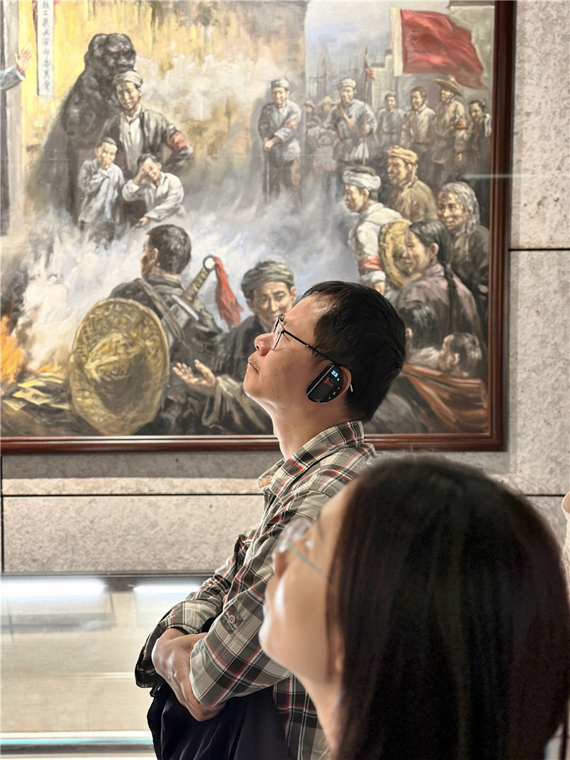 参观长征纪念馆-2.jpg